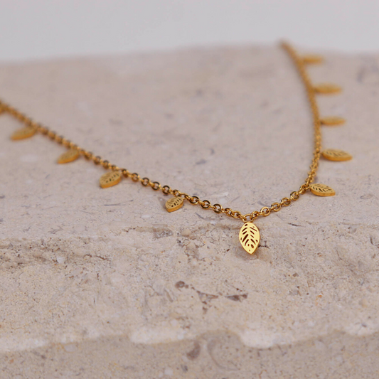 COLLAR CAROLINE FAVREAU