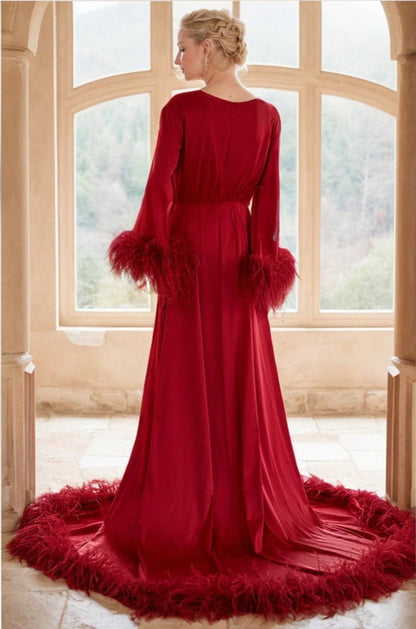 Luxury Thick Ostrich Feather Floor-Length Satin Robe with Train – Elegant Bridal Loungewear