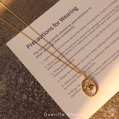 MADELYN GOLD NECKLACE