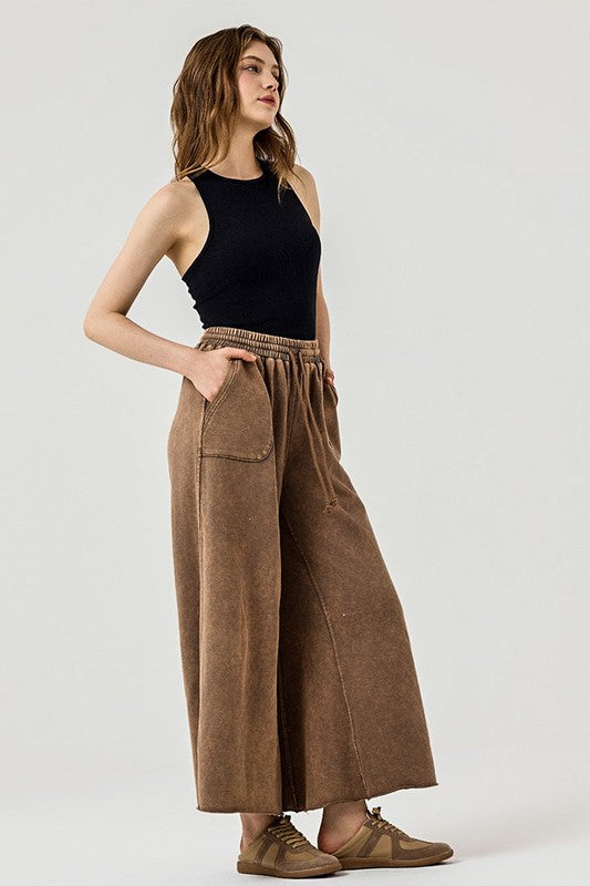 Plus Washed Raw-Edges Outline Pockets Pants