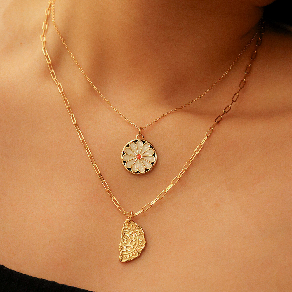LOTTE FOREST CHARM NECKLACE