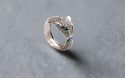 Panther Majesty Silver Ring - Embrace Elegance