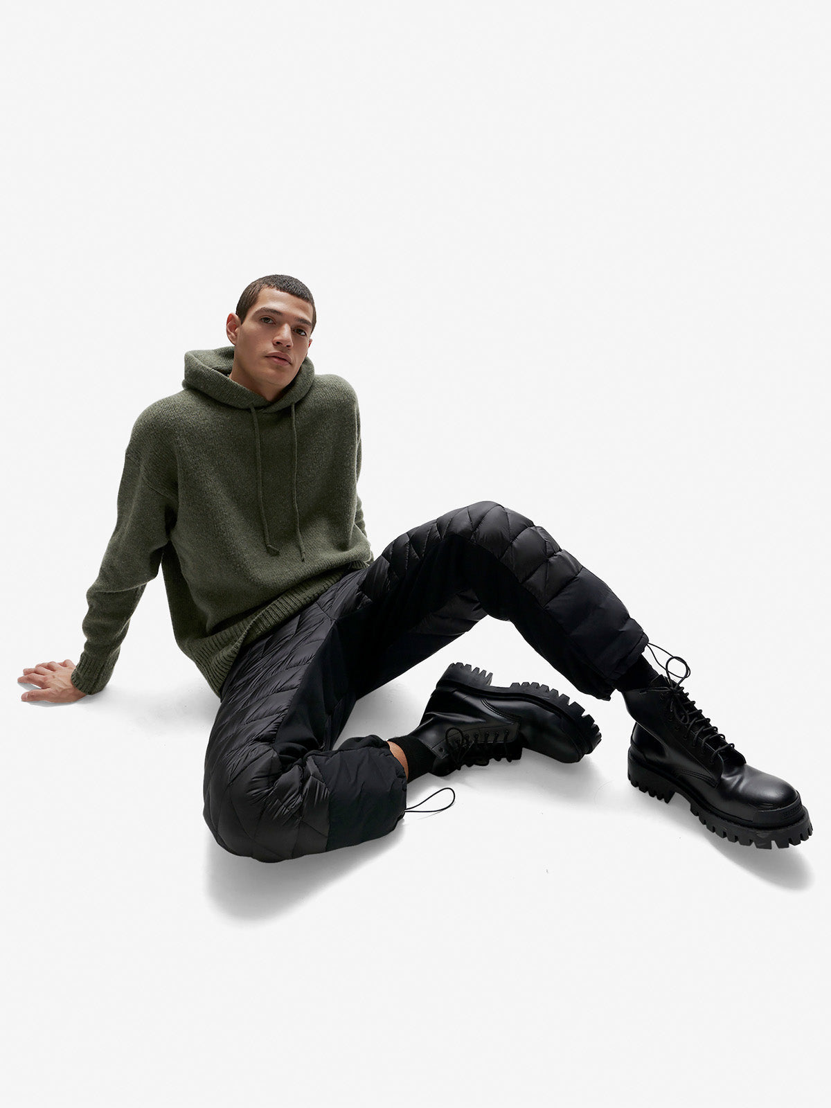 Hybrid Down Sweatpant - Black