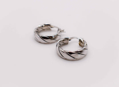 Italian Twirl Sterling Silver Hoop Earrings – Elegant Twisted Design