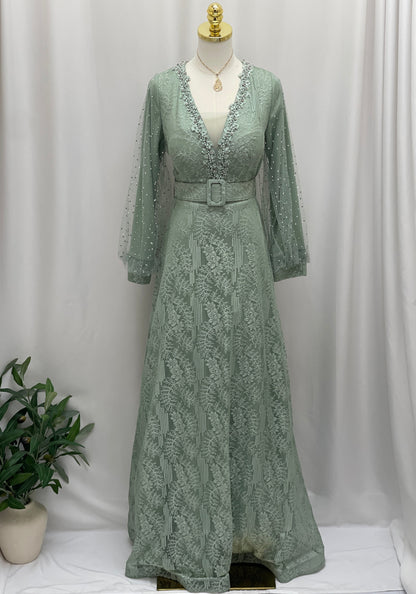 Elegant Lace Dress: Timeless Sophistication & Classic Beauty