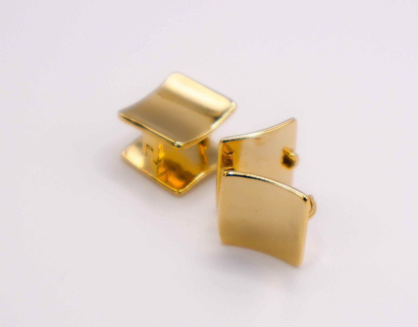 Golden Chic Dots Earrings – Minimalist Gold Studs