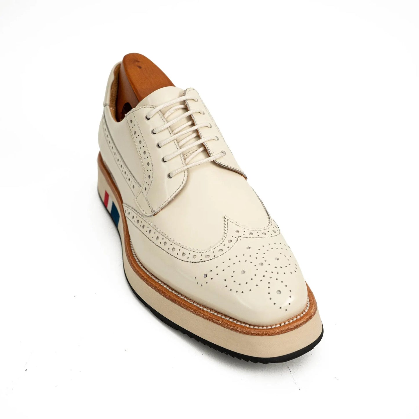 Off-White Brogues with Striped Sole