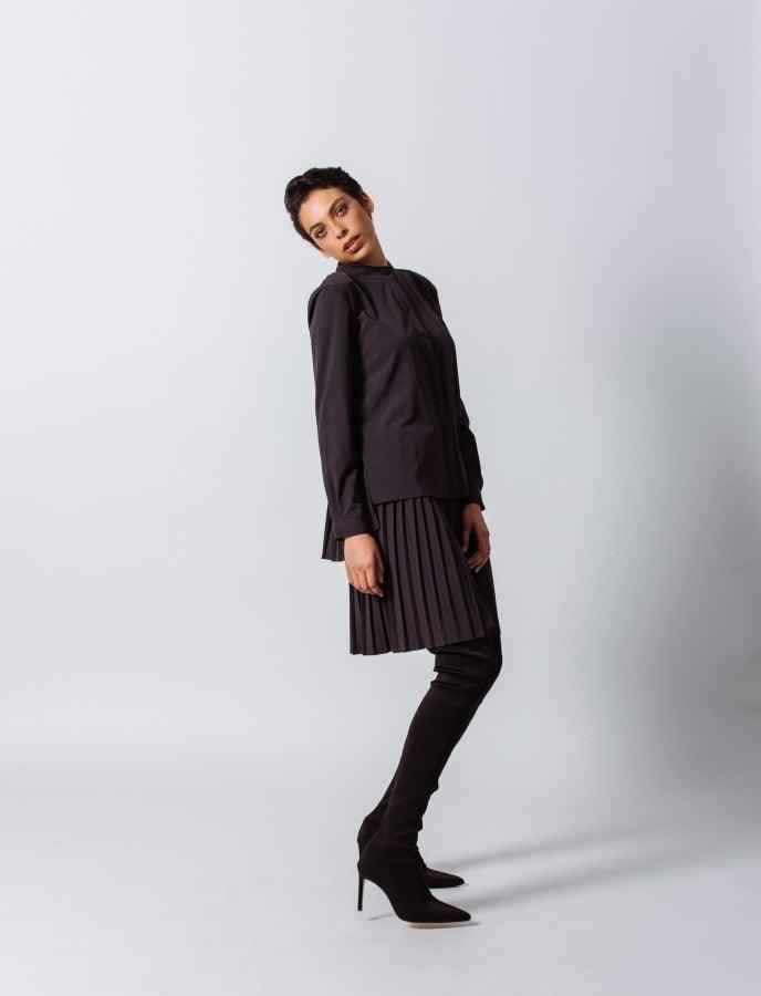 Stylish Pleated Blouse in Black – Women’s Elegant Top