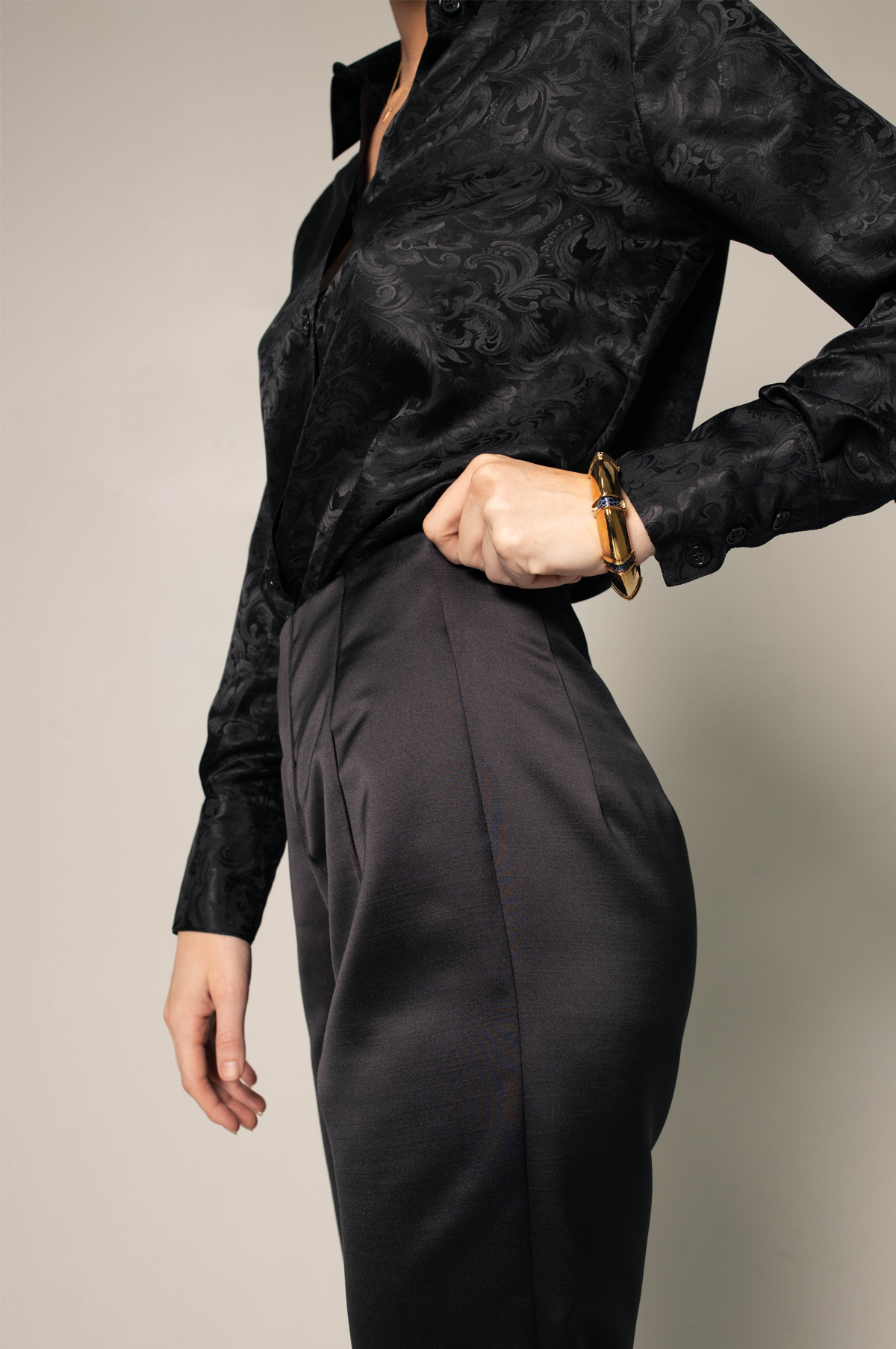 Womens Pleated Trousers – Stylish Office & Formal Pants - Lolomo!