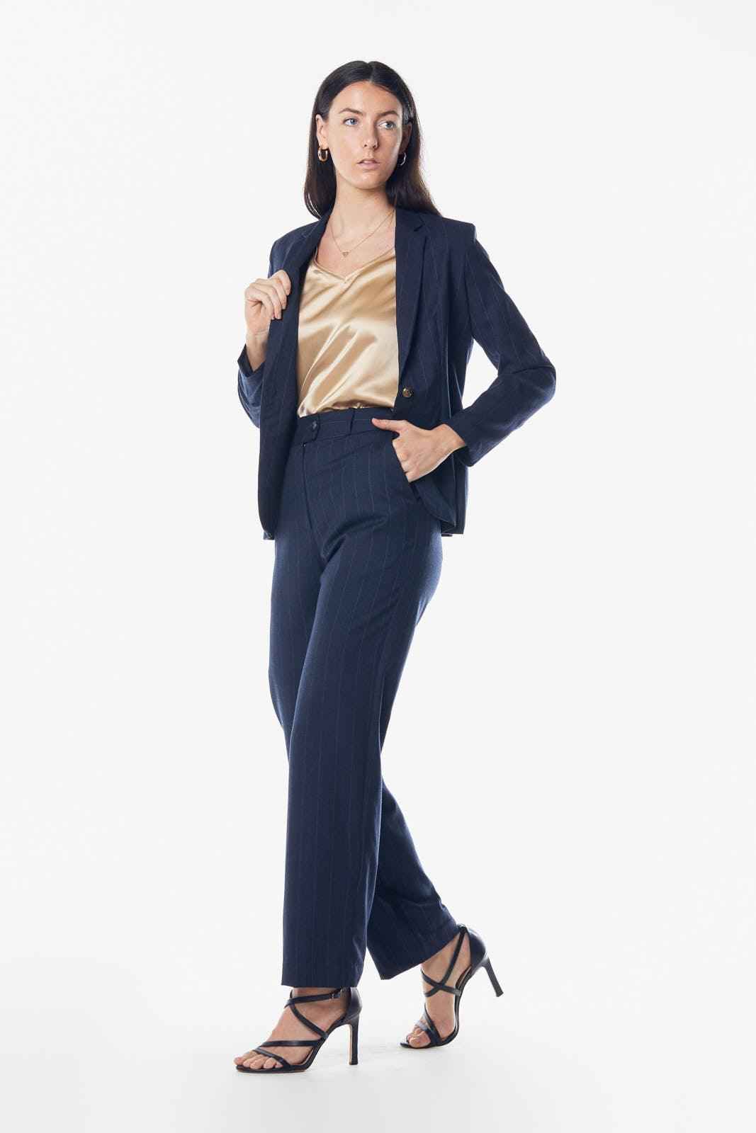 Women Classic Italian Wool Blazer – Timeless Tailored Blazer