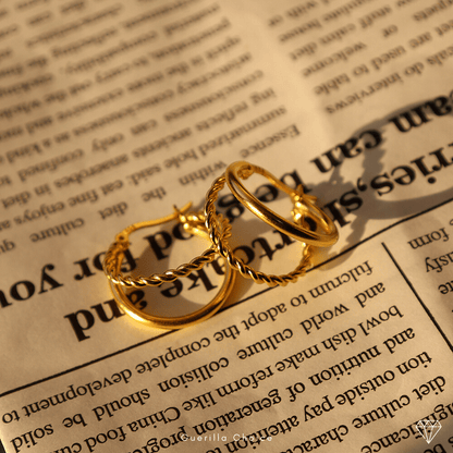 DOINA CHARM EARRINGS - Lolomo!