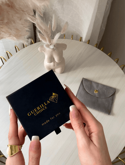 ELISE CHARM GOLD RING - Lolomo!