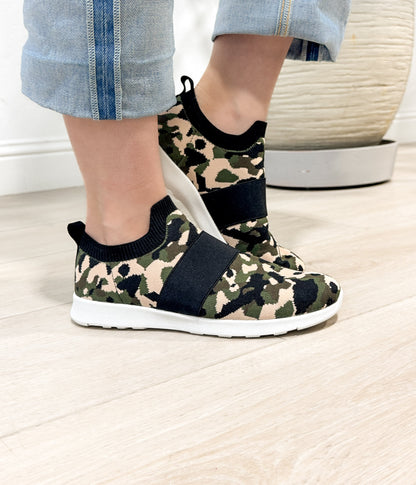 Jia Knit Sneaker in Camo