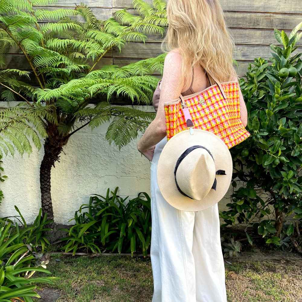 Hat Clip for Bags – Hands-Free Storage for Travel & Daily Use